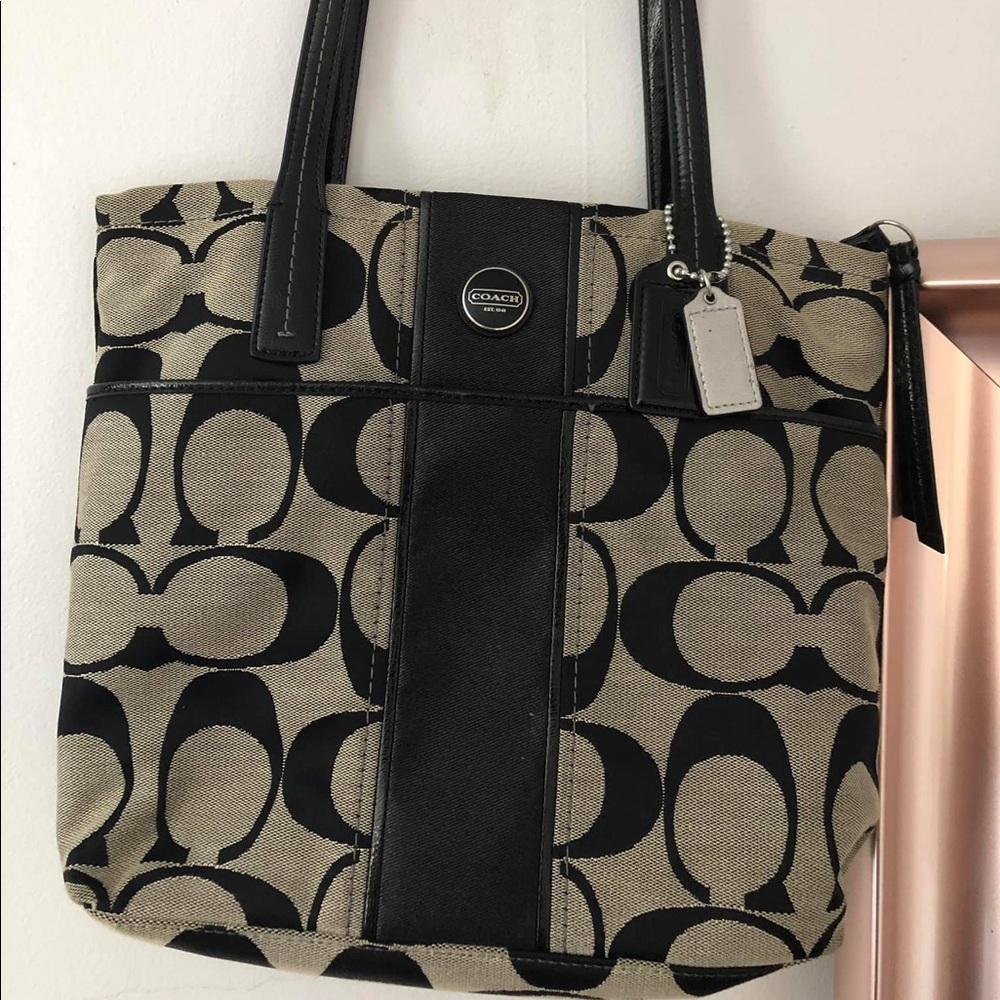 Coach Shoulder Bag